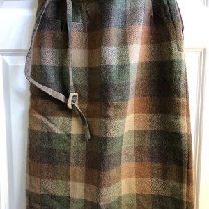 plaid skirt.